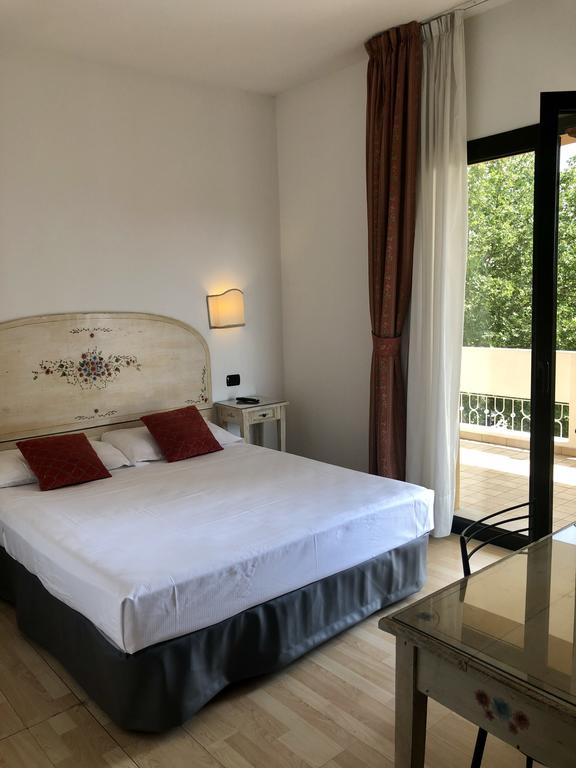 Hotel Ariston